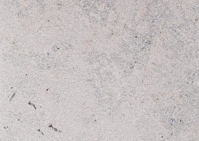 Юрский известняк серый, с текстурой и шлифованный