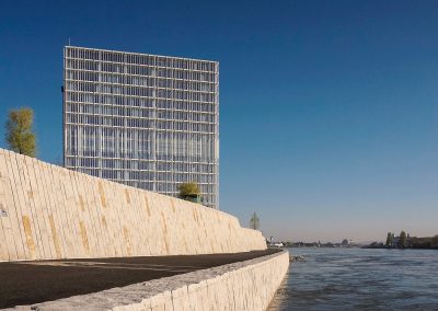 Рейнская набережная